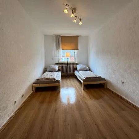 شقة City-apartment Monteur- & *